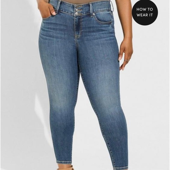 TORRID BOMBSHELL JEAN size 18 - Picture 2 of 3